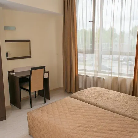 Noris Hotel 3*