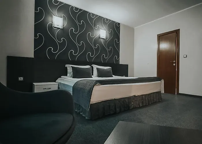 诺里斯酒店 普罗夫迪夫