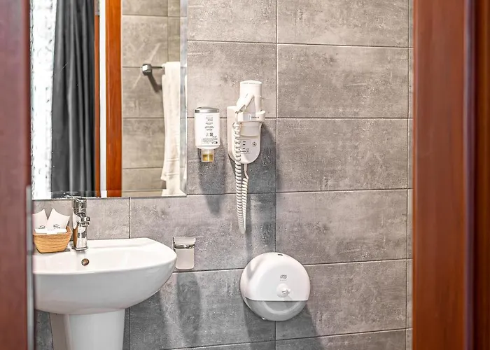 酒店 诺里斯酒店 3*