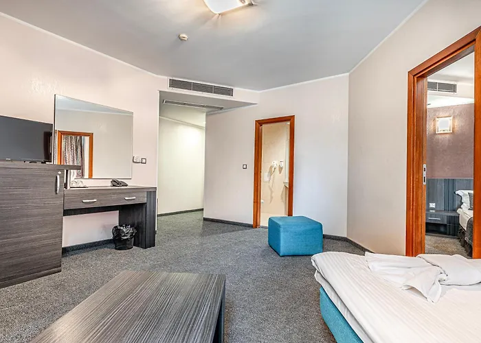 诺里斯酒店 酒店 3*