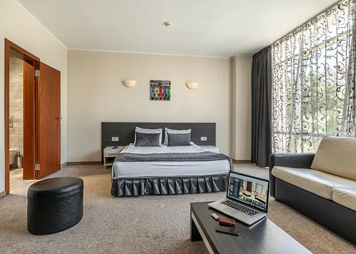 诺里斯酒店 酒店